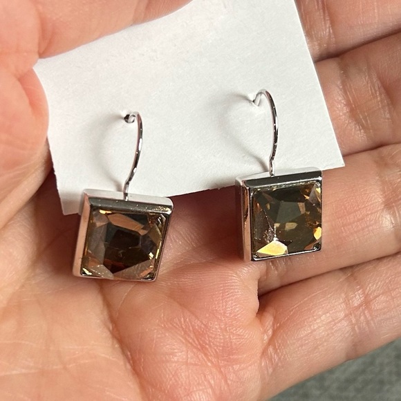 Myka Yellow Crystals Silverstone Square Earrings - Picture 1 of 10